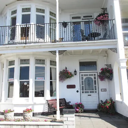 Tregella Guest House-2